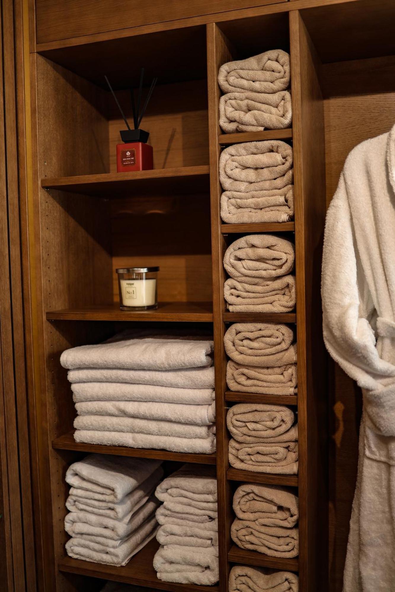 Golden Golem Hotel & Spa Praha Bagian luar foto