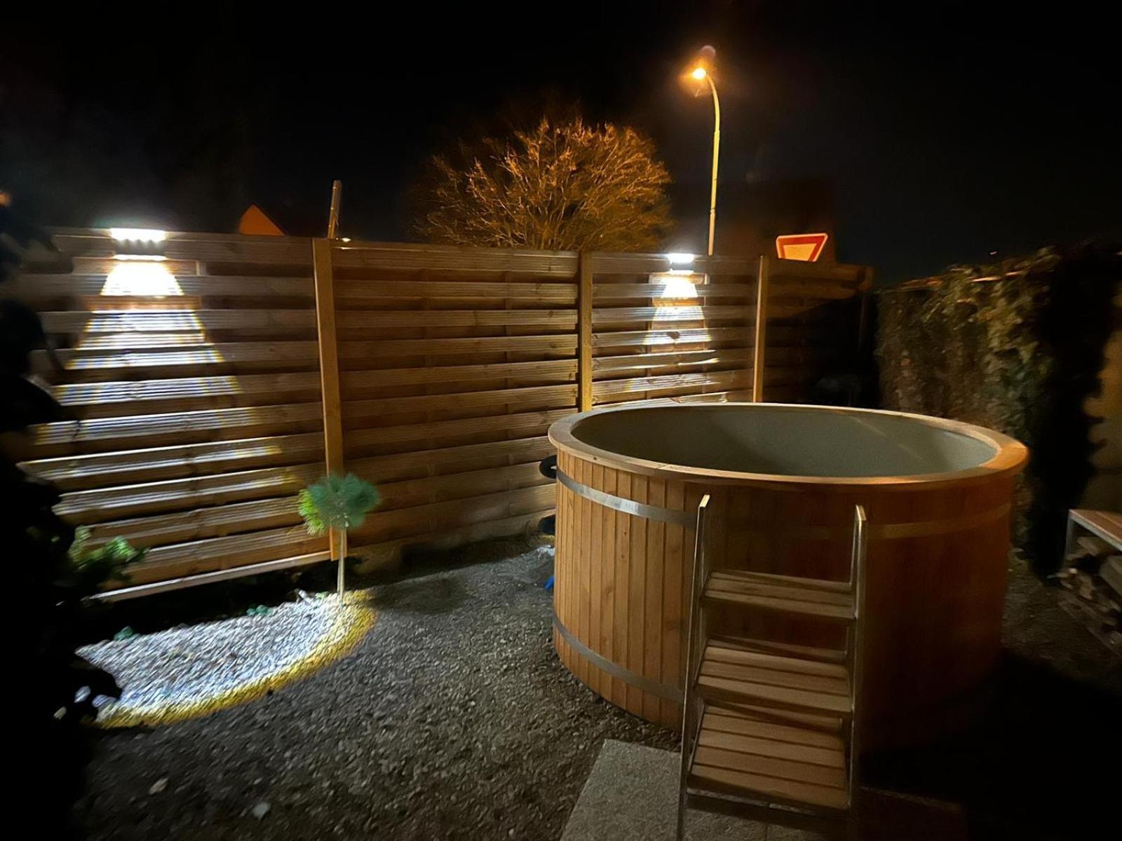 Golden Golem Hotel & Spa Praha Bagian luar foto