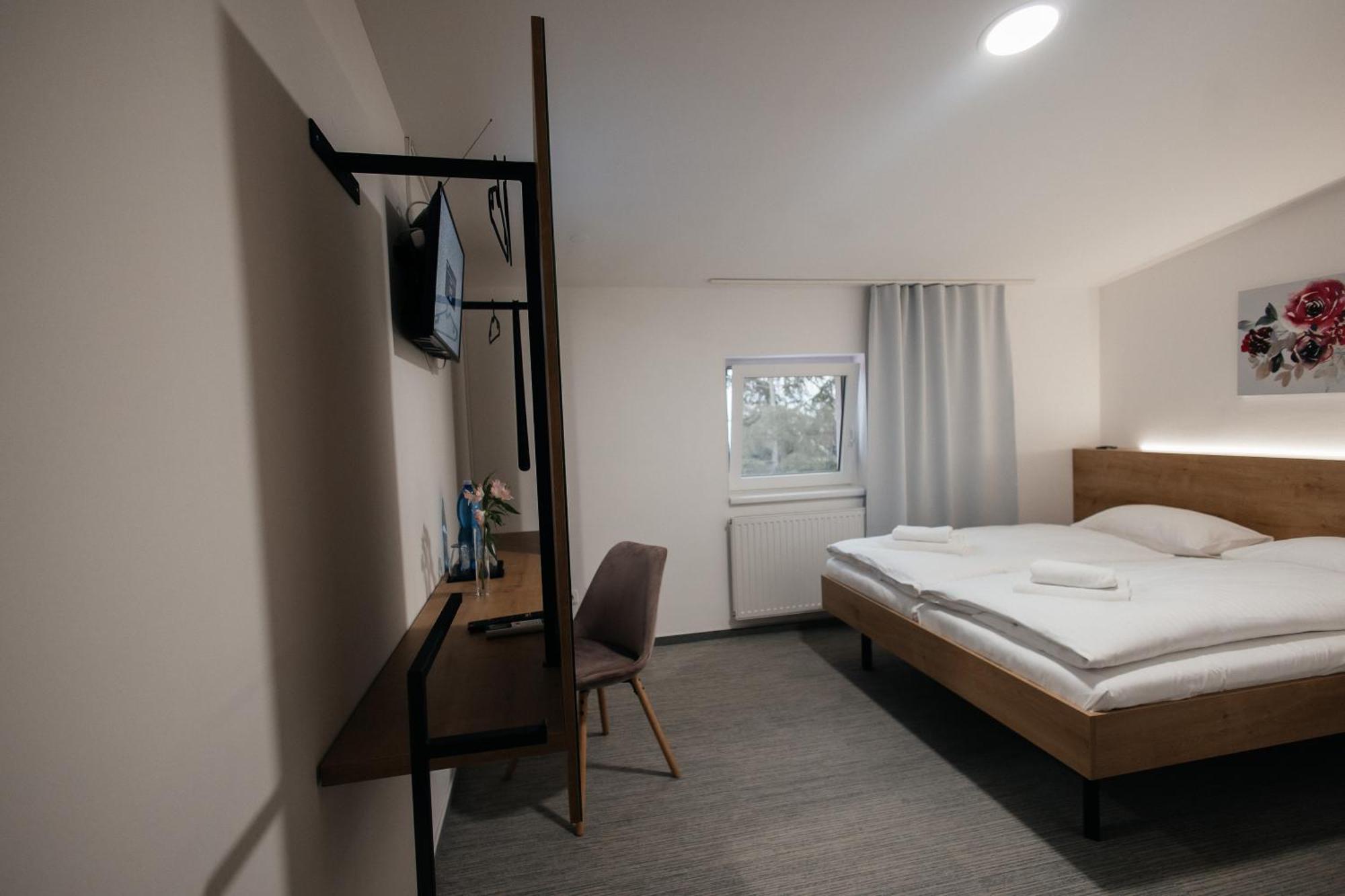 Golden Golem Hotel & Spa Praha Bagian luar foto